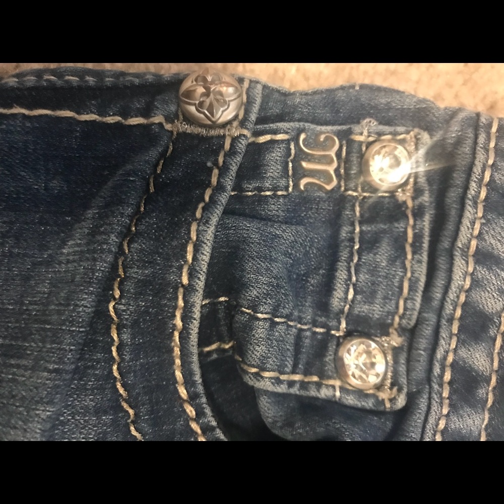 Miss Me Signature Skinny Jeans - Picture 5 of 8